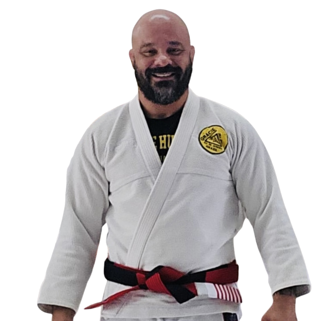 Mestre Nilson Liboni com seu quimono e faixa coral